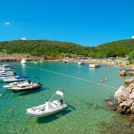 Holiday Home Domi ノヴィ・ヴィノドロスキー エクステリア 写真